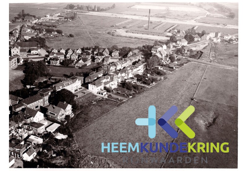 Tolkamer 1974 Luchtfoto Hoofdstraat-Boterdijk . Coll. G.B.Janssen